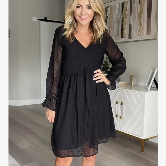 kirundo Dresses & Skirts - Black V-Neck Long Sleeve Sundress